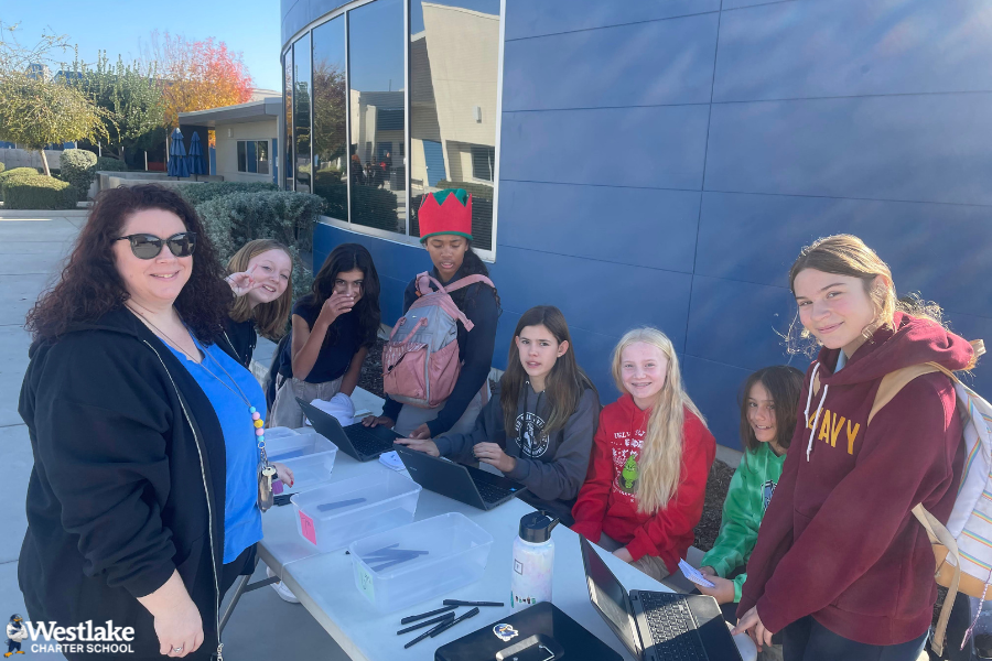 Our middle school leadership students have been selling candy grams during lunch to send a sweet treat and message to their friend(s) before Winter Break!  #Gratitude #JoyfulLearning